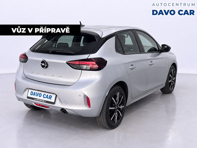 Opel Corsa 1,2 i 55kW Edition CZ 1.Maj. - fotka 5 z 12
