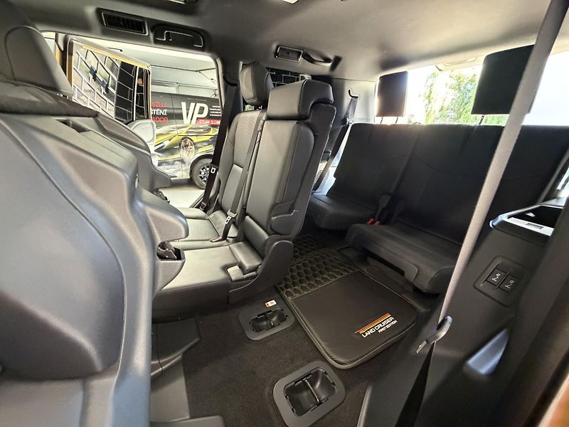 Toyota Land Cruiser (2024) First Edition - fotka 11 z 13