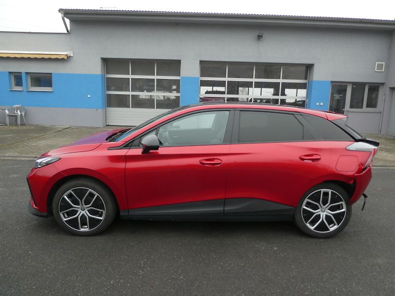MG MG4 ELECTRIC 180kW navigace  - fotka 6 z 17
