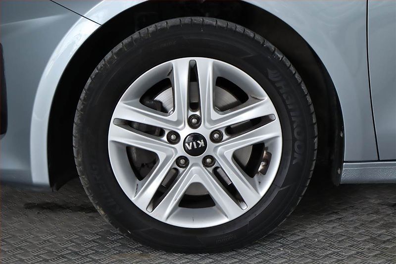 Kia Ceed (2018) Gold 1.4 T-GDI, Automat - fotka 15 z 20