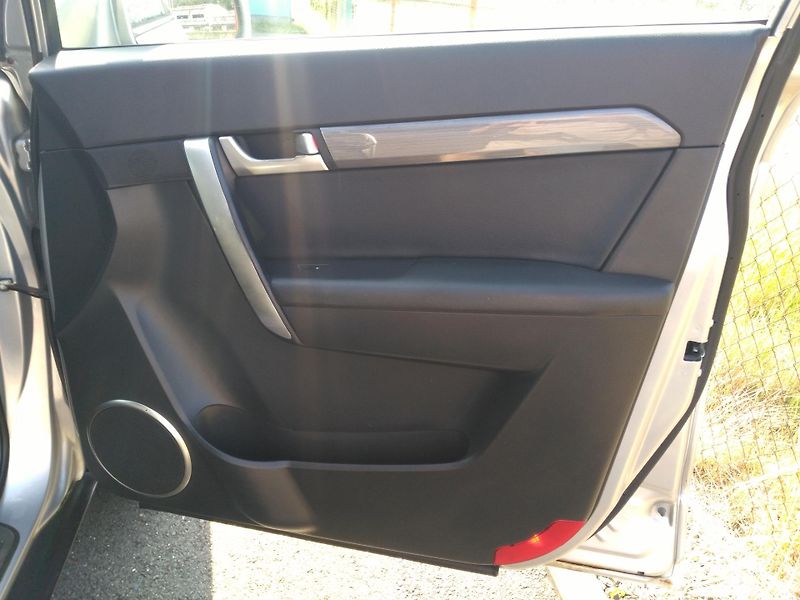 Chevrolet Captiva 2,0 CDTi /110 kW/ 4x4 - fotka 33 z 39