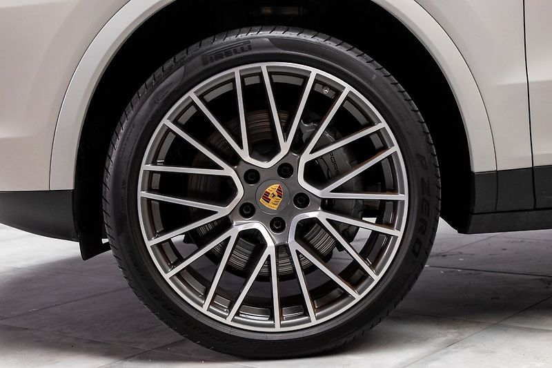 Porsche Cayenne S 2.9 V6 PLATINUM EDITION*DPH* - fotka 38 z 48