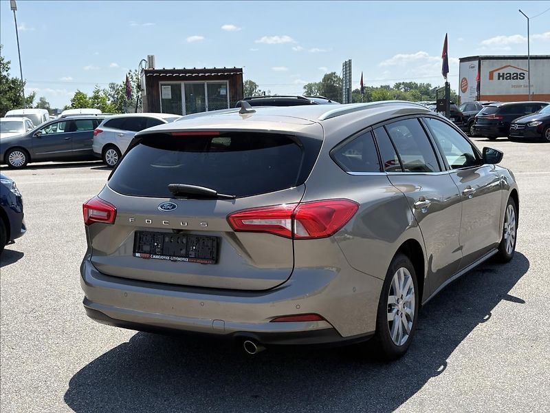 Ford Focus 1,5 TDCi88kW Led,ACC,Kamer,Výh - fotka 2 z 44
