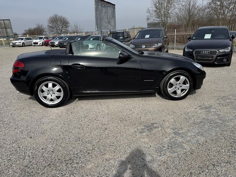 Mercedes-Benz SLK (2008) 200 KOMPRESOR 135KW  - fotka 9 z 31