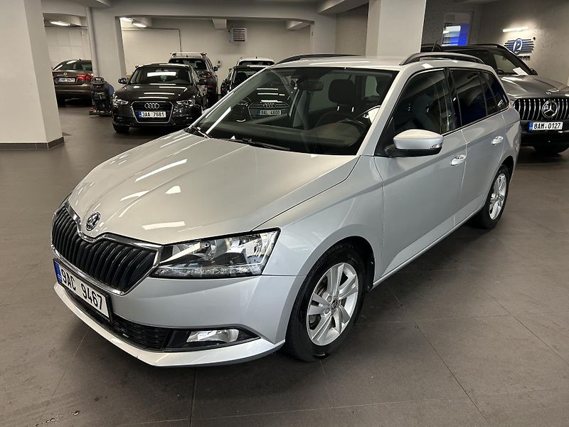 Škoda Fabia (2022) 1.0TSi 70kW Klima Alu - fotka 2 z 24