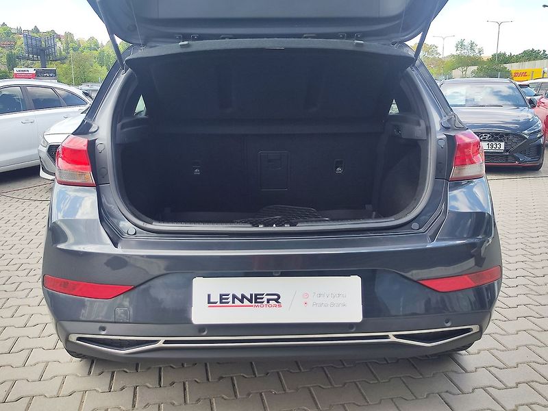 Hyundai i30 1.5 T-GDi117kw smart Navi - fotka 9 z 34