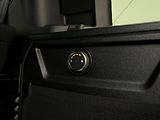 Land Rover Defender (2026) 110 P635 OCTA BLACK AWD AUT - náhled 60