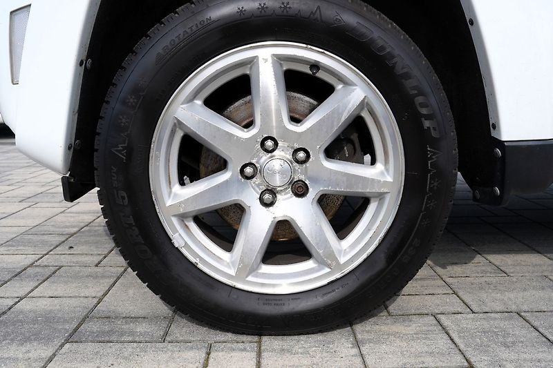 Jeep Cherokee 2.8 CRD L/automat/tažné/klima/ - fotka 31 z 37