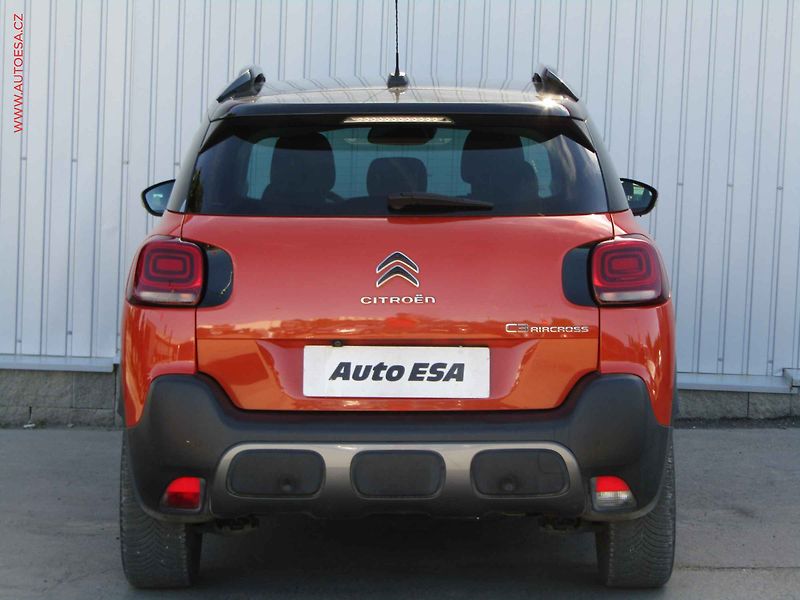 Citroën C3 Aircross (2018) 1.2PT, RIP CURL, navi, kamera - fotka 5 z 20