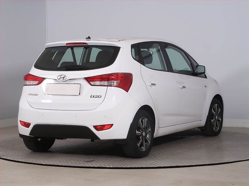 Hyundai ix20 (2019) 1.6 CVVT, Serv.kniha, Tempomat - fotka 5 z 16