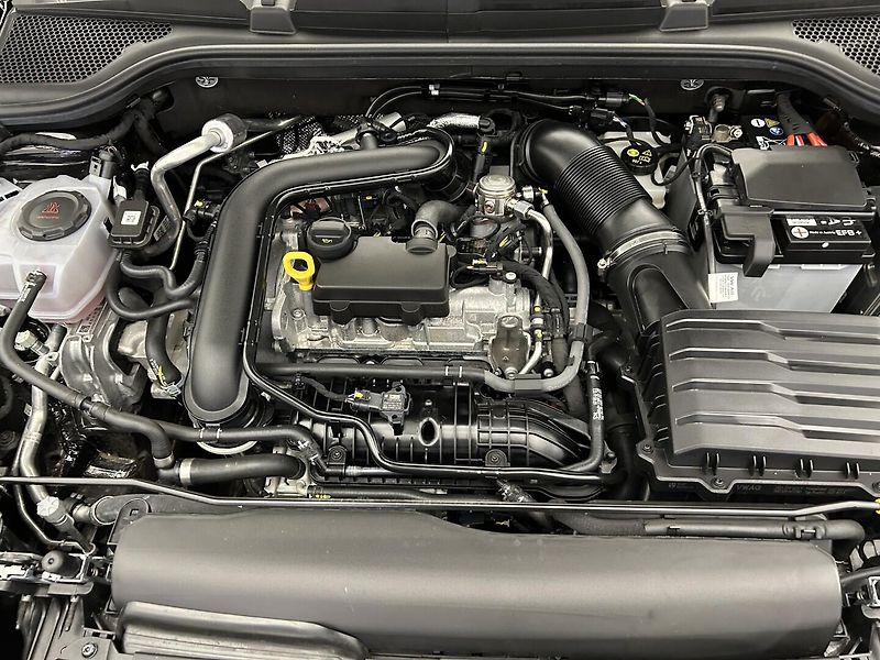 Škoda Kamiq 1.0 TS Top selection - fotka 22 z 23