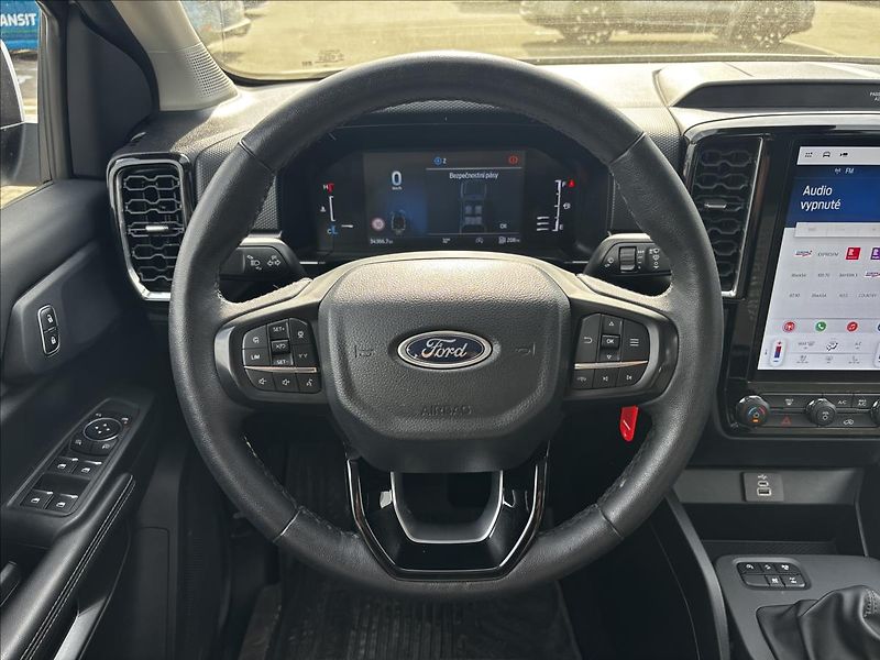 Ford Ranger 2,0 125kW XLT Double cab - fotka 21 z 33