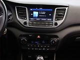 Hyundai Tucson (2016) 1.7 CRDi, Serv.kniha, Navi - náhled 10