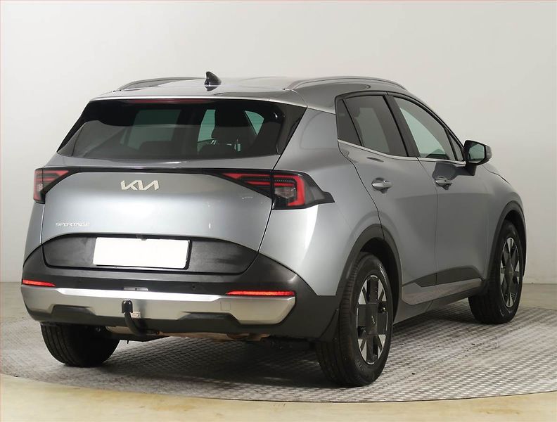 Kia Sportage (2025) 1.6 T-GDI - fotka 5 z 25