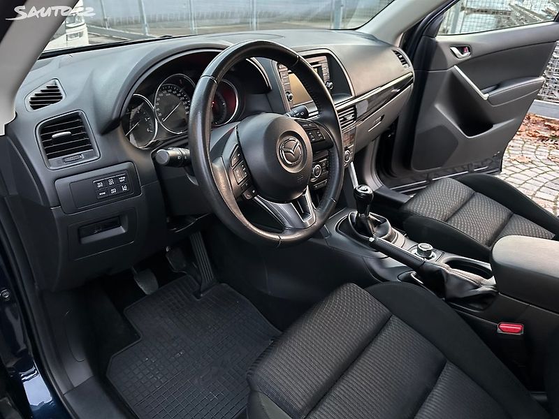 Mazda CX-5 Skyactiv AWD - fotka 16 z 32