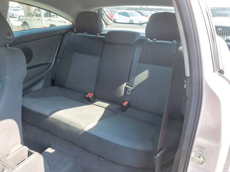 Opel Astra (2007) 1.4i 66KW KUPÉ – SERVISKA - fotka 30 z 40