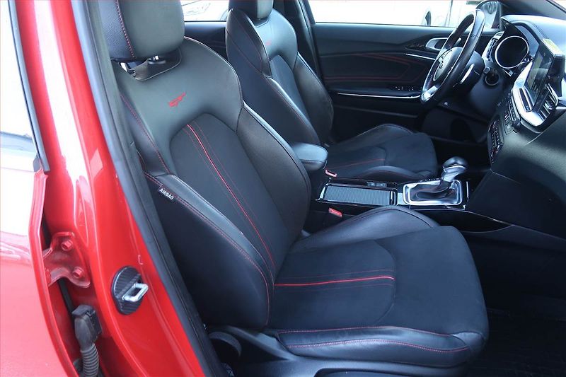 Kia Pro_Ceed (2019) GT 1.6 T-GDI, Automat - fotka 9 z 25