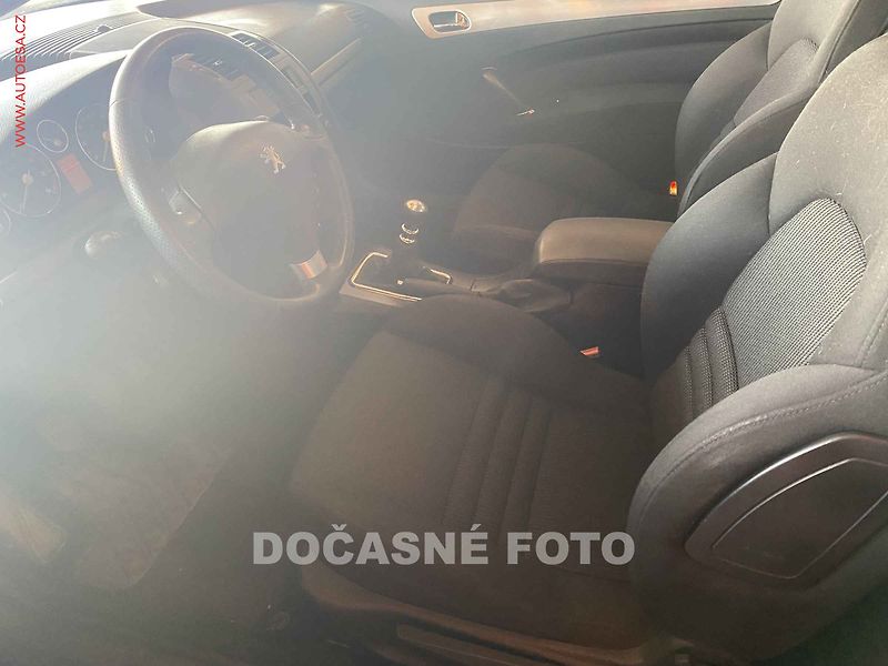 Peugeot 407 (2006) 2.2i, xenon, autoAC - fotka 3 z 3