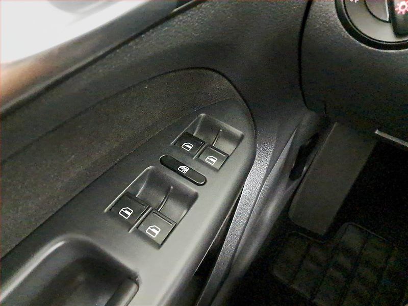 Volkswagen Touran (2007) 1.4 TSI, Tempomat - fotka 18 z 20
