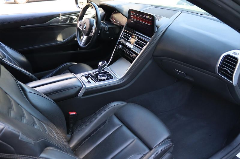 BMW Řada 8 840i XDRIVE CABRIO M-PAKET G14 - fotka 45 z 49