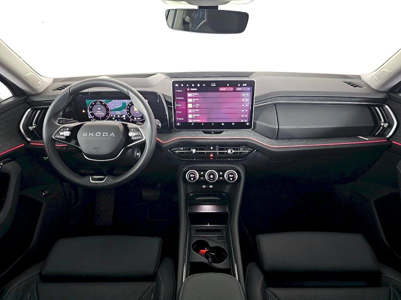 Škoda Kodiaq (2025) 2.0TDi 4X4 DSG 142kW EXCLUSIVE - fotka 8 z 31
