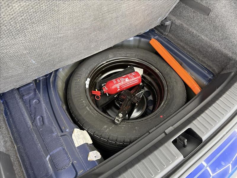 Seat Arona 1,0 i, FR Edition,tažné,temp. - fotka 32 z 34