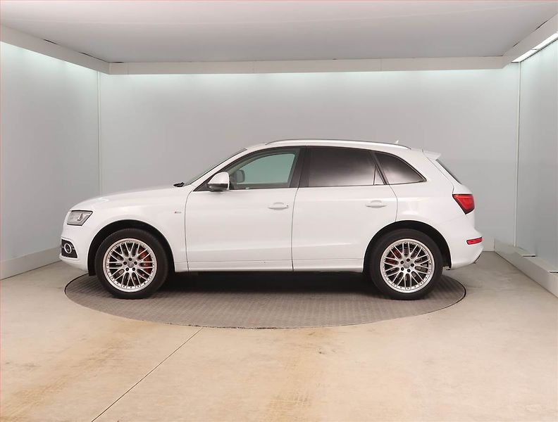 Audi Q5 (2013) S line 3.0 TDI, 4X4, Automat - fotka 3 z 16