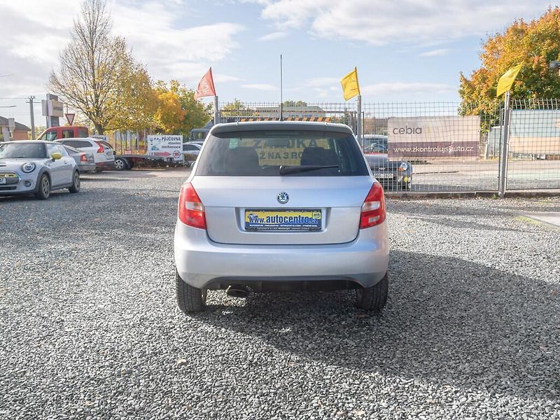 Škoda Fabia (2008) 1.4i 16V 63KW – ESP - fotka 6 z 37