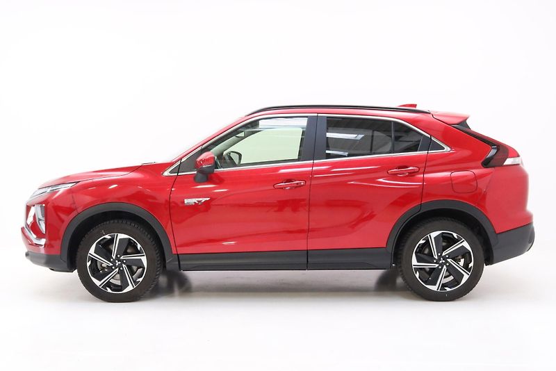 Mitsubishi Eclipse Cross (2022) 2.4i PHEV,4x4, nové ČR 1.maj. - fotka 9 z 30