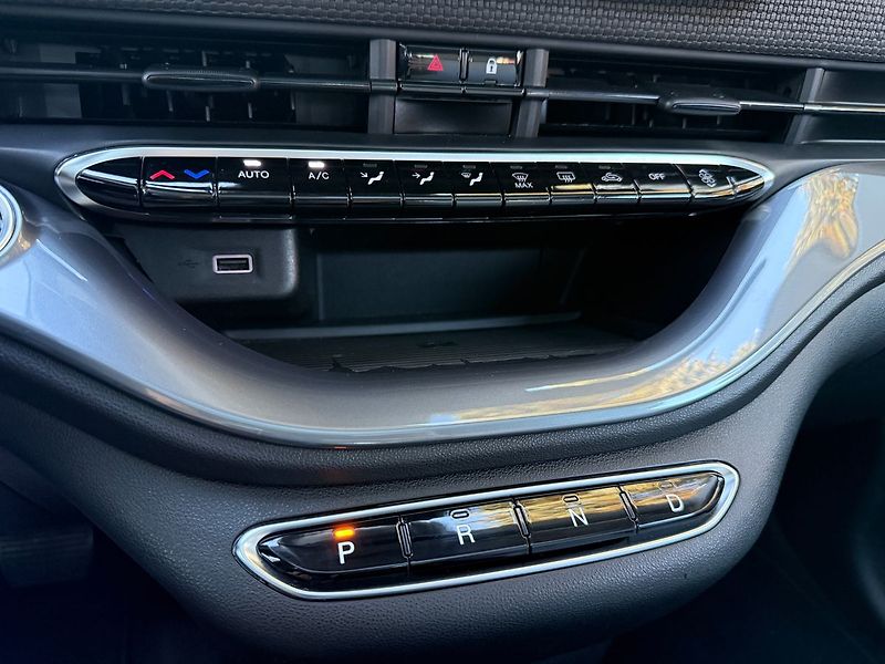 Fiat 500 LaPrima 42 kWh JBL Panorama - fotka 24 z 37