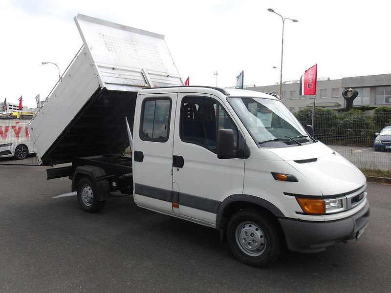 Iveco Daily 2,3 JTD SKLÁPĚČ 7 MÍST !!! - fotka 10 z 24