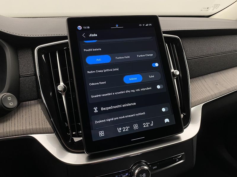 Volvo XC90 (2026) T8 AWD Plug-in DARK PLUS 7m - fotka 51 z 72