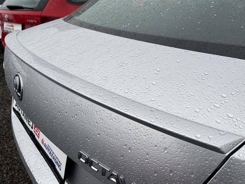 Škoda Octavia 1.5 TSi 110kW DSG-Style-DPH-ČR - fotka 17 z 35