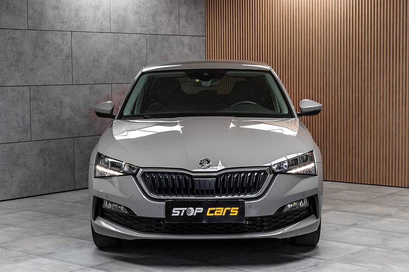 Škoda Scala 1.0 TSI 81kW *KAMERA*ACC* - fotka 2 z 38
