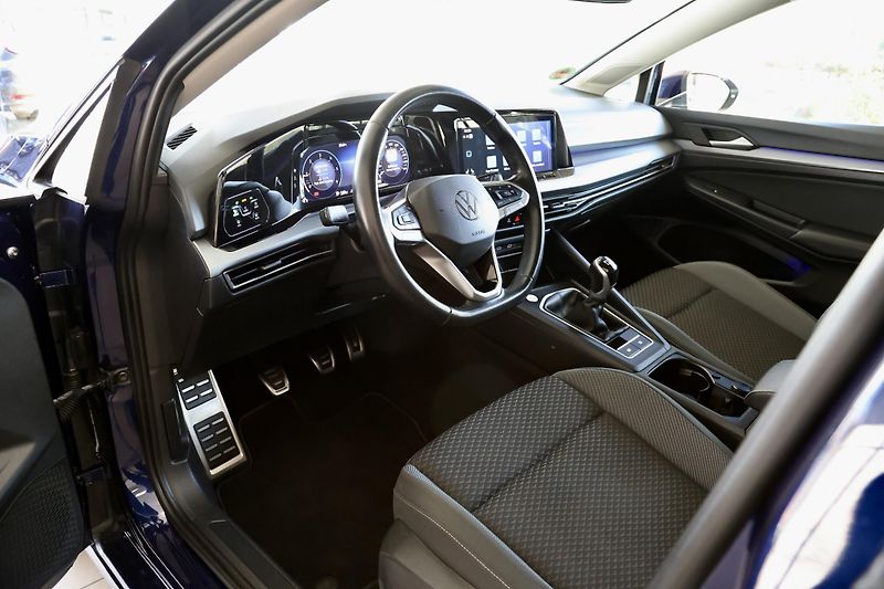 Volkswagen Golf Variant (2023) 2.0TDI LED Navi Tažné Display - fotka 14 z 31