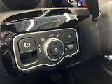 Mercedes-Benz Třídy A 180 Progressive Line - náhled 11