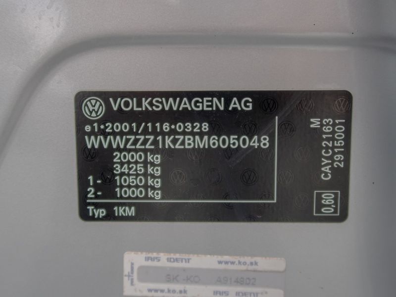 Volkswagen Golf (2010) 1.6TDI 77KW DSG – PO ROZVODECH - fotka 46 z 48