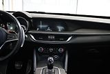 Alfa Romeo Stelvio 2.0 TB 280PS Q4 AUT. - náhled 24