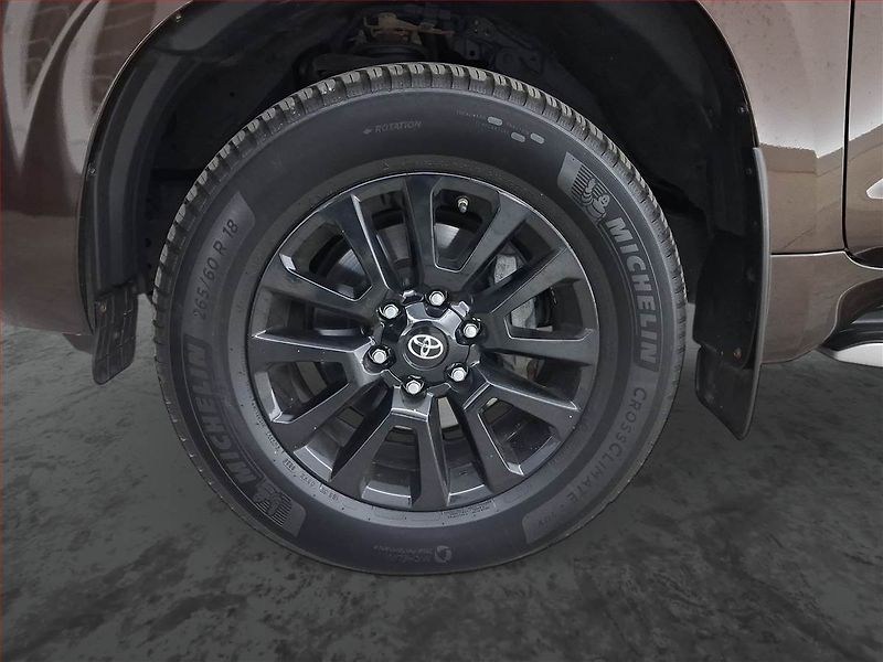 Toyota Land Cruiser (2023) 2.8 D-4D - fotka 15 z 28