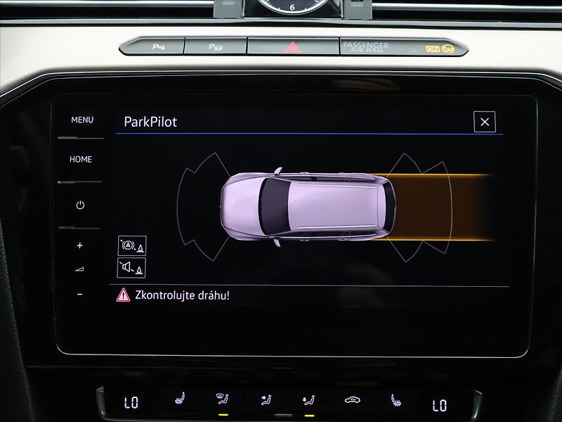 Volkswagen Passat Variant 2,0 TDI 110kW DSG Highline LED - fotka 21 z 32