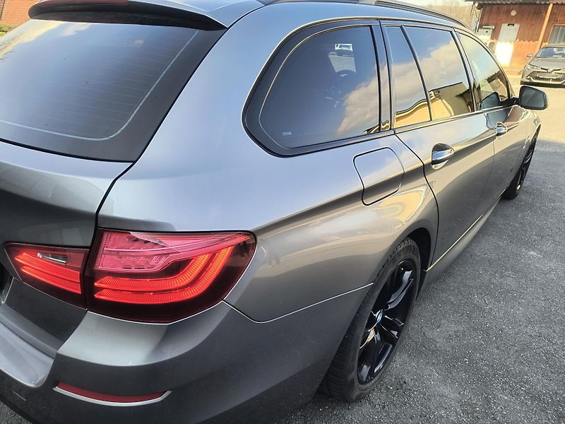 BMW Řada 5 (2014) 525d M xDRIVE/HEAD-UP/PANORAMA - fotka 11 z 61