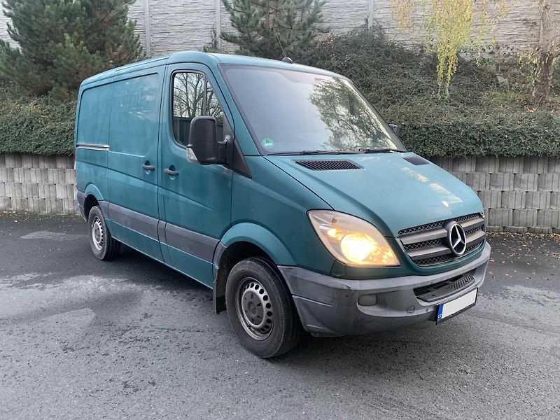 Mercedes-Benz Sprinter 2.1 CDi 70 kW SKŘÍŇ L1H1  - fotka 3 z 12