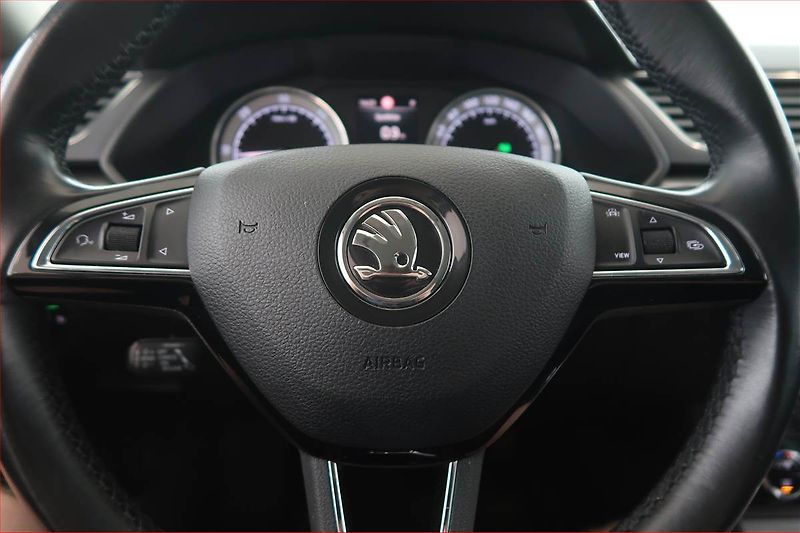 Škoda Superb (2020) Style 2.0 TDI - fotka 16 z 19