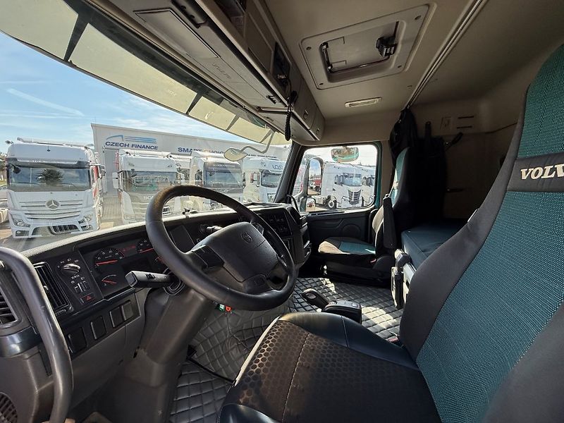 Volvo FH460 6x2 S2 EURO 5 - fotka 14 z 20