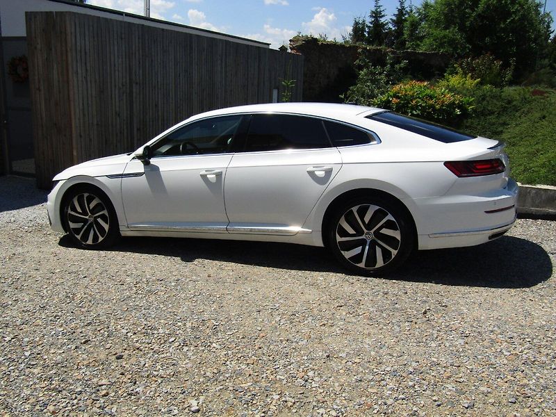 Volkswagen Arteon (2019) 2.0 TDI 140kW R-Line - fotka 8 z 44