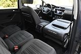 Volkswagen Touran 2.0 TDi COMFORTLINE,NAVI,MASÁŽ - náhled 36
