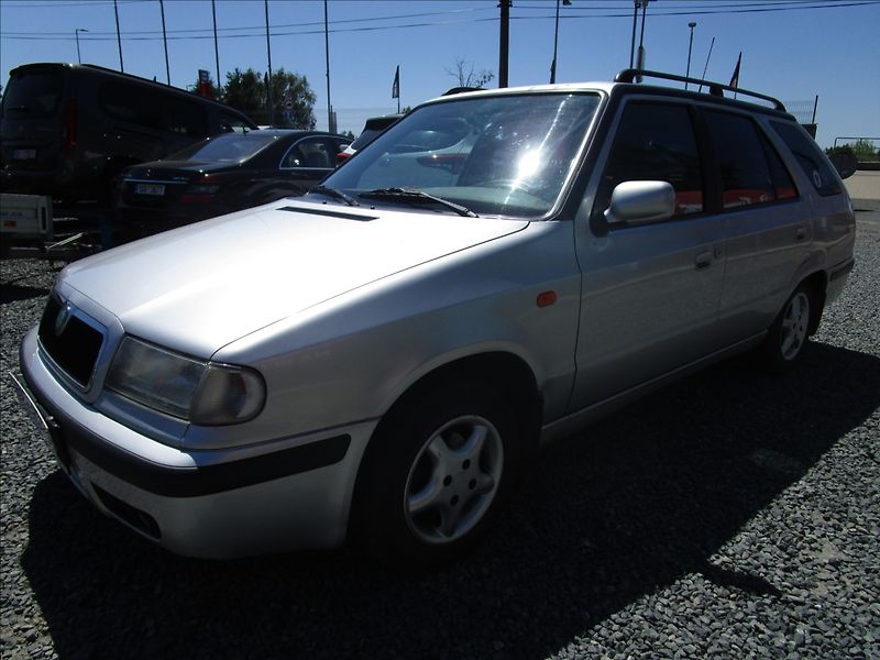Škoda Felicia Combi 1.6MPi LX, Klima, 2. maj - fotka 1 z 40