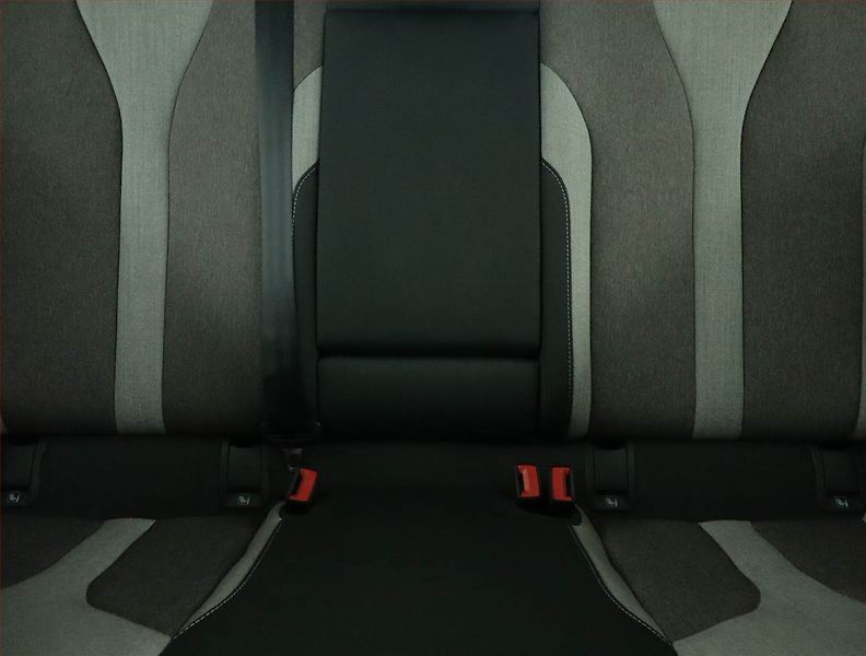 Škoda Enyaq (2021) 60 (62 kWh), SoH 93% - fotka 10 z 18