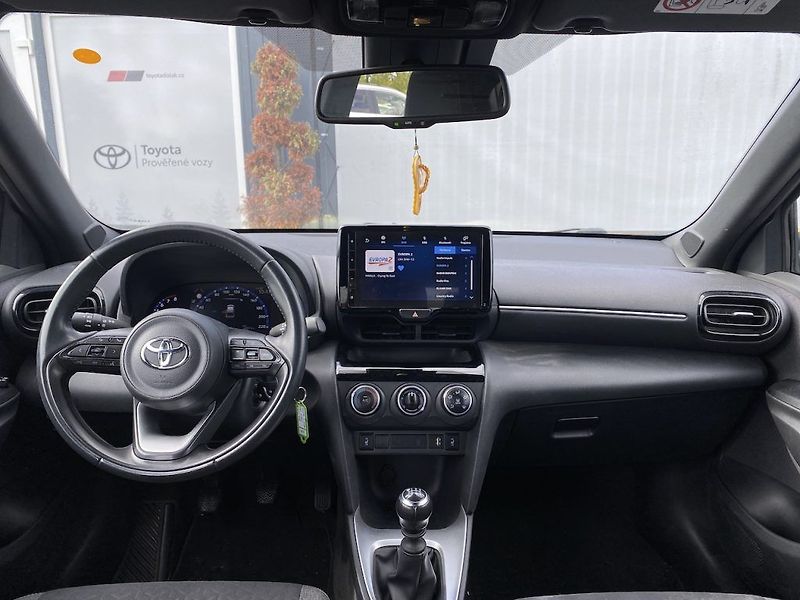 Toyota Yaris Cross 1.5i, ČR, Style Tech, záruka - fotka 9 z 15