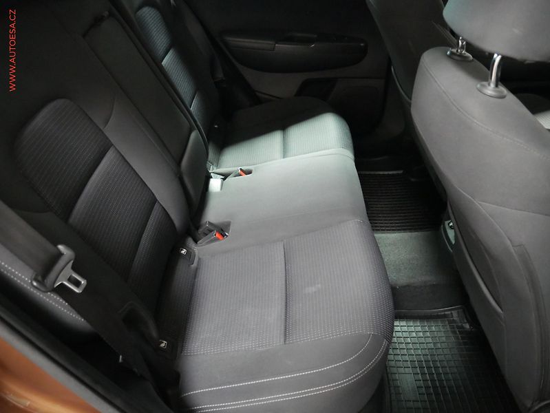 Kia Sportage (2017) 1.6, ČR, servis.kniha - fotka 11 z 23